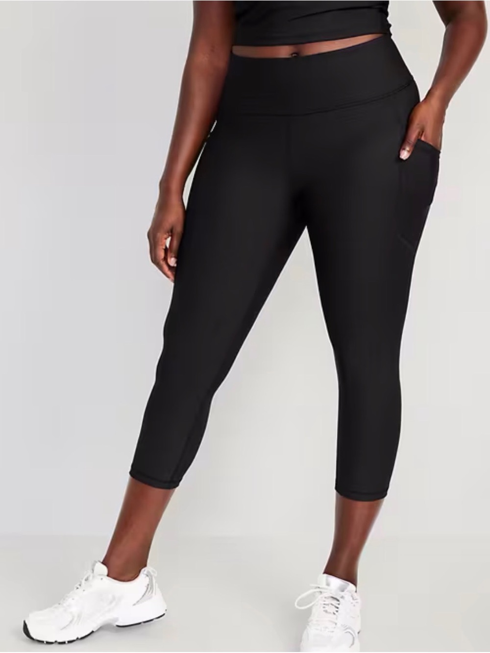 Old Navy EUC Size 2X High-Rise Go Dry Cropped Leggings